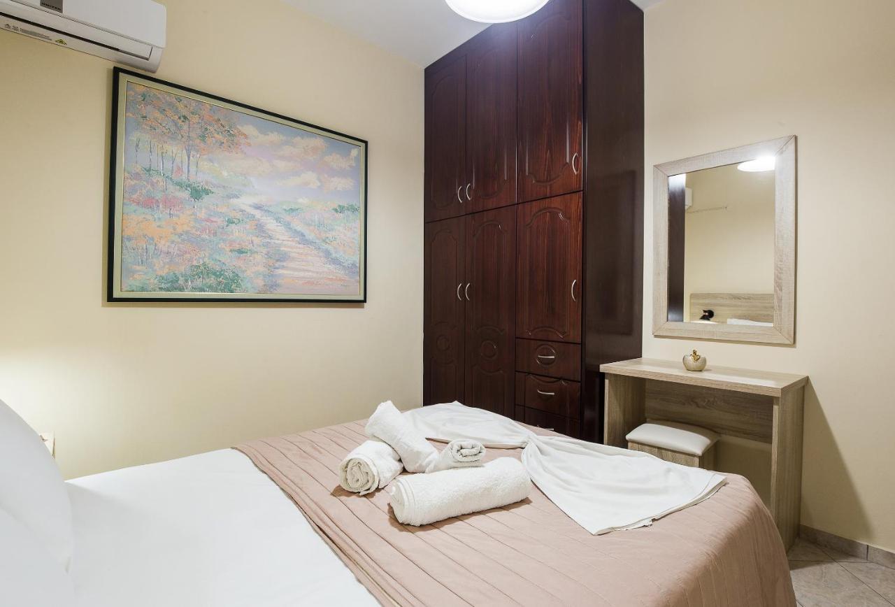 Mavros Molos Seaside Apartment Kíssamos Exteriör bild
