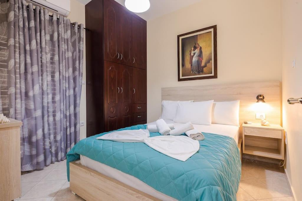Mavros Molos Seaside Apartment Kíssamos Exteriör bild