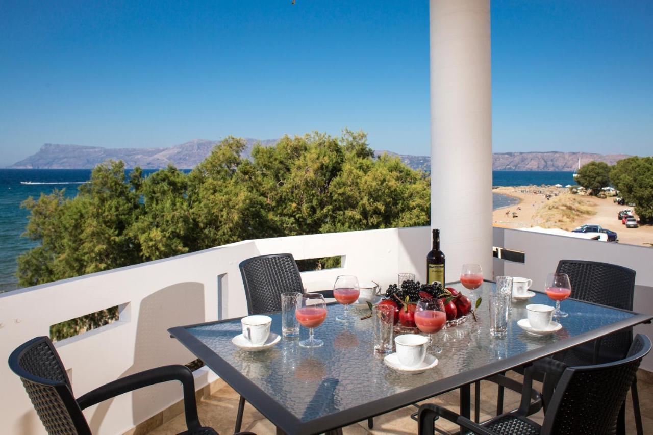 Mavros Molos Seaside Apartment Kíssamos Exteriör bild